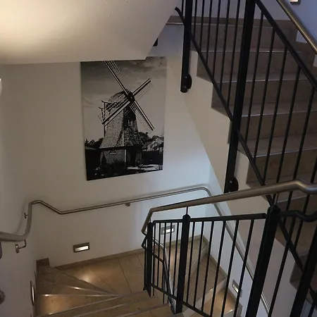 Robben Hotel 2*